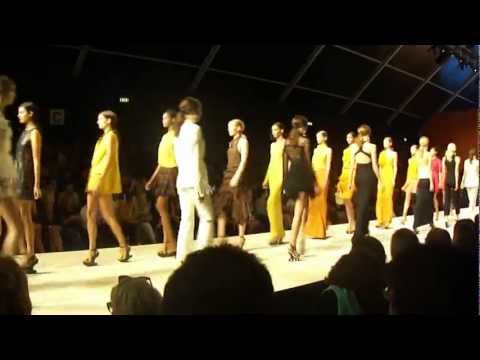 SFILATE DONNA MILANO SS 2013 - ERMANNO SCERVINO