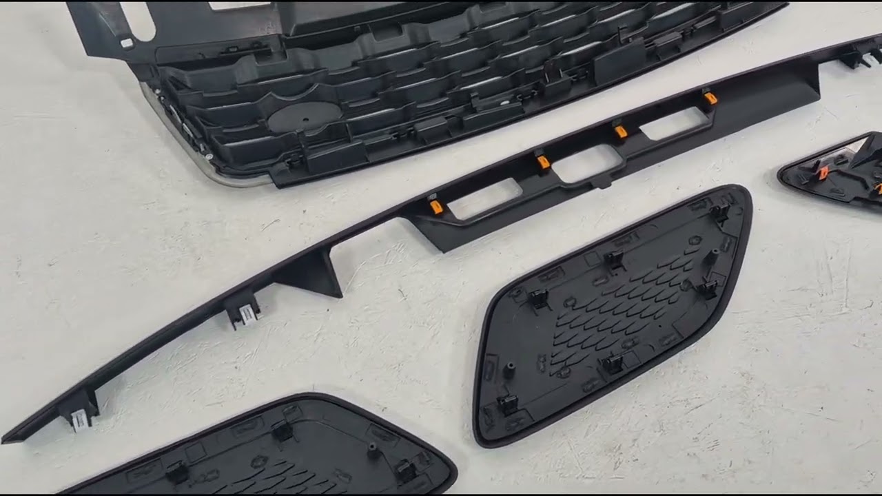 Range Rover Sport 2014-2022 Kit carrosserie Black Pack (2018-2022) Video 1