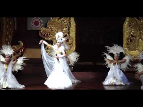 Launching BALI KUMARA - Anindhita, Luna, Vania Sakanti , Atira, Kathia