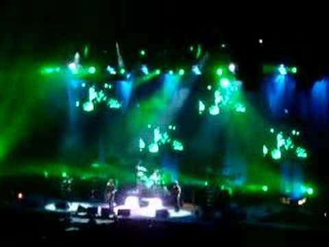 Foo Fighters / Montreal 17.03.2008 / 20 - Long Road To Ruin