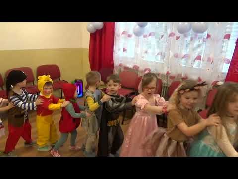 Aktuality / Karneval v materskej škole Zvedavá Lienka - video