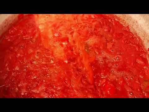 Tomato Passata sauce and "Pezzetti" Abruzzo Tradition