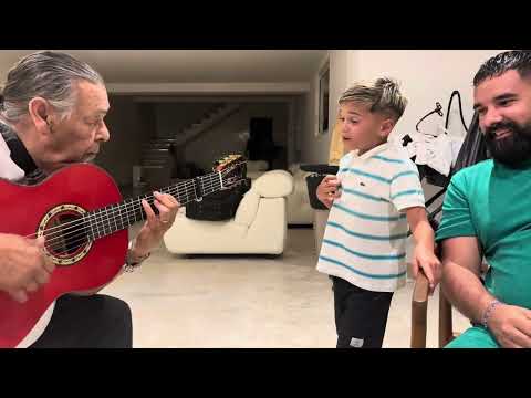 Minini Reyes 2025 avec canut Reyes des Gipsy Kings