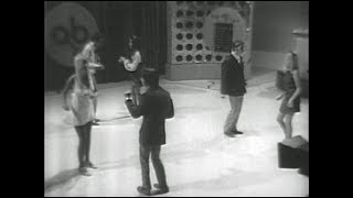 American Bandstand 1969 –Spotlight Dance- Commotion, Creedence Clearwater Revival