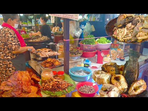 Everyday Foods For Sales Boeung KengKong Market  - Foods And People Activities