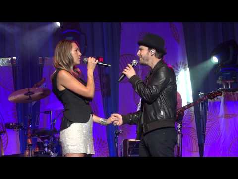 I Never Told You, Colbie Caillat with Gavin DeGraw, Wenatchee, WA, 2012