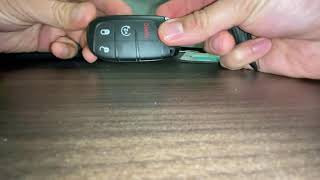 Changing the battery in a Jeep Compass Key Fob