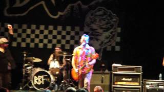 Reel Big Fish - &quot;Why Do All Girls Think They&#39;re Fat?&quot; @ Club Nokia 07/14/11