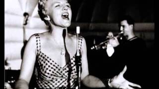 Peggy Lee - Squeeze Me