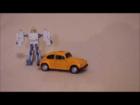 Transformers Masterpiece MP-08 Bumblebee and Spike (Hasbro Version) - GotBot True Review NUMBER 273