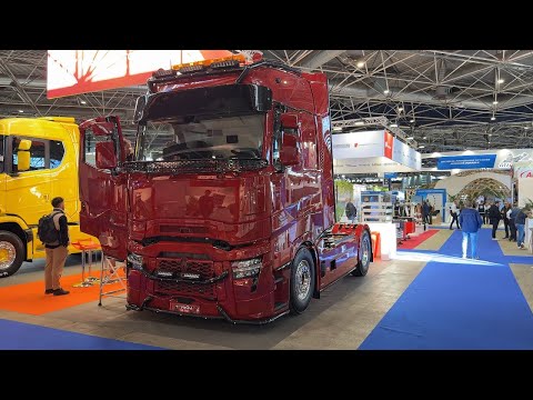 Renault T-High DE13 TC Smart Racer Toutenkamion Group (2026) – Interior & Exterior Solutrans 2025