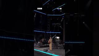 Such a wholesome set from David Gray 🧡 #R2InThePark #DavidGray #Babylon #livemusic