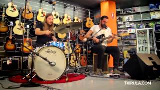 Dinero, Dinamita en Txirula Musik