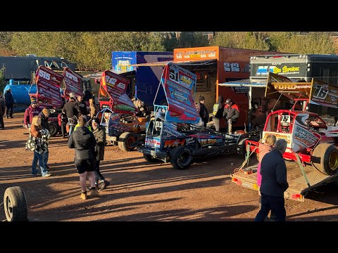 BRISCA F1  Stockcars (4k) Odsal stadium 25/10/25 What a drive by 217 in Gn 🏁