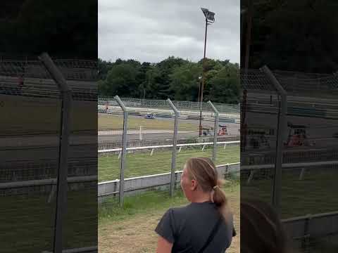 Albie racing like a legend 667