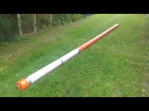 Wiercenie studni na działce #4 montaż rury osłonowej w otworze studni