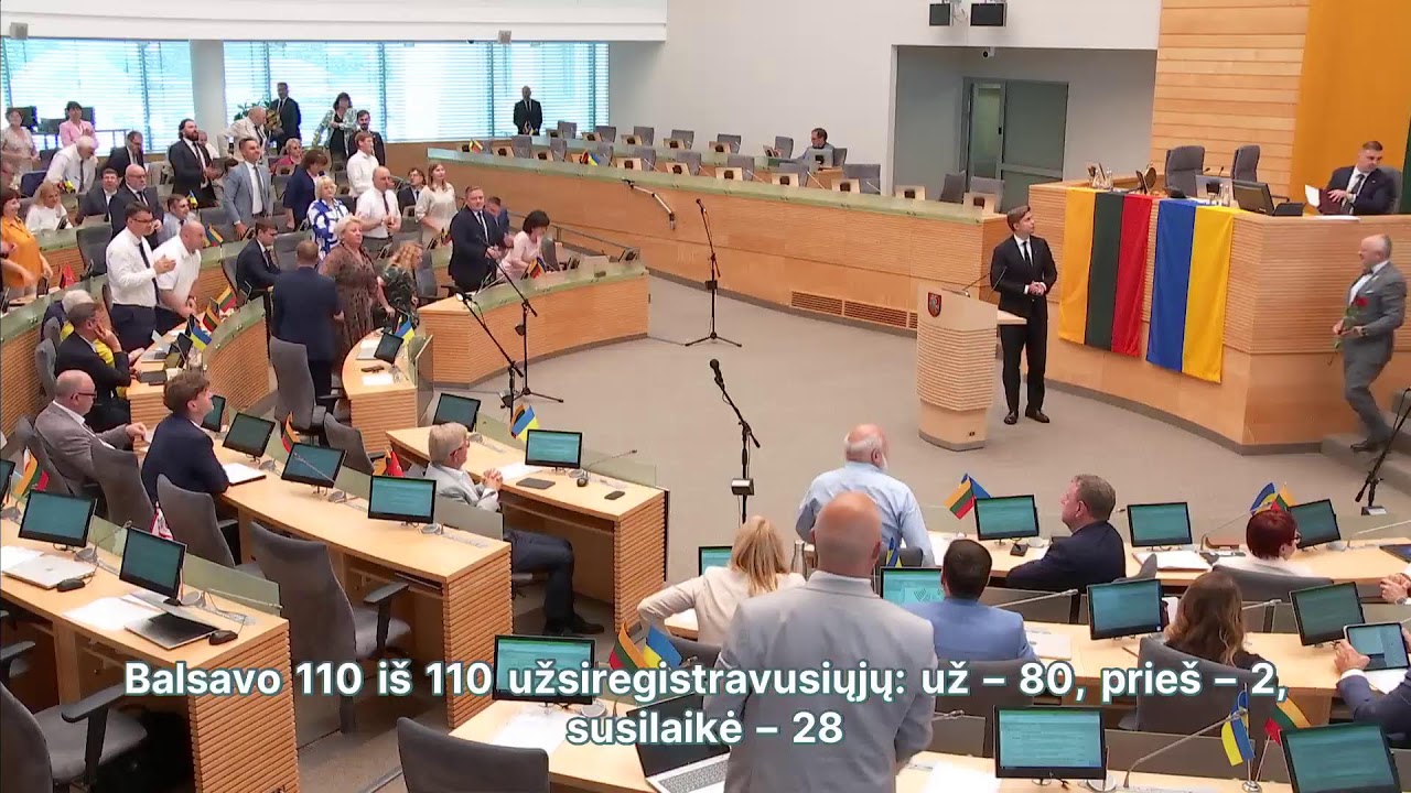 Patvirtinta: Lietuva turi naują premjerą – už Mindaugą Sinkevičių balsavo net 80 Seimo narių