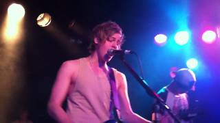 Too Late - Live 5 Seconds Of Summer (melbourne show)