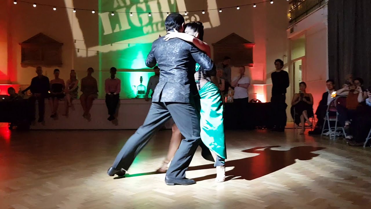 Leo Di Cocco y Carolina Giannini @ The Light, London 2019 1/3