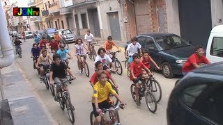 preview picture of video 'Vuelta en Bici - Festa la Vila 2012 - La Vilavella [FJGNvideos]'