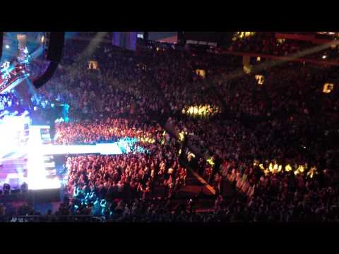 LIVE Jason Aldean - Flyover States (Madison Square Garden, New York) March 2, 2013