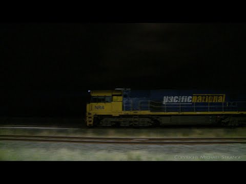 6MP5 Pacific National Freight Train At Night (17/12/2021) - PoathTV Australian Railways