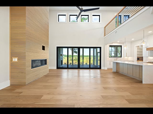 118 Peninsula Drive — Contemporary Custom Home