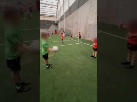 Hand pass - Closed fist or palm open