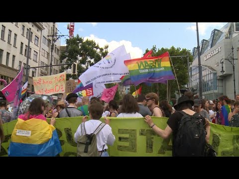 Bunt und laut: Hunderttausende bei Christopher Street Day in Berlin | AFP