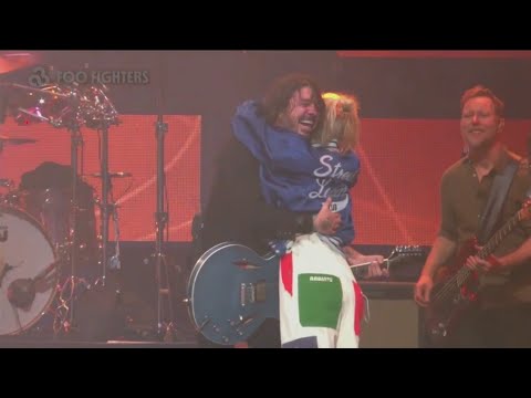 Foo Fighters - My hero (With Hayley Williams) | Bonnaro Music Festival 2023