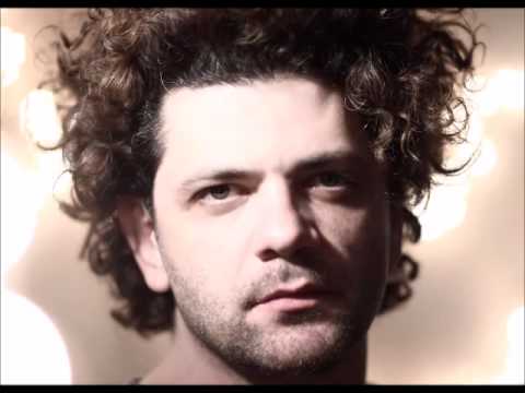 Video thumbnail for Shir Ahava Yashan - שיר אהבה ישן