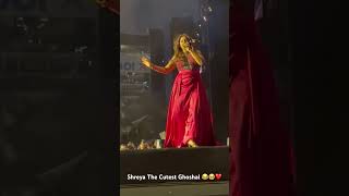 Download lagu Cute moments of Shreya Ghoshal | Live Mumbai Concert 2025 😂❤️ #shreyaghoshal #sg #mumbaiconcert mp3