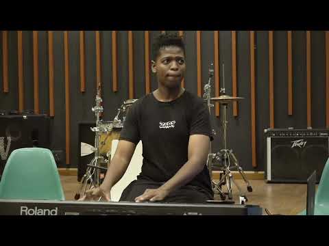 Indumiso Ye Tende Band - Nangu Mthokozisi (Instrumental)