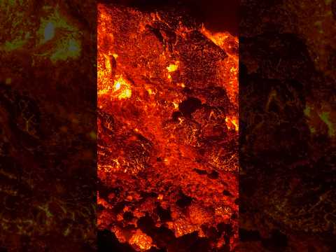 Etna-Lava e Neve insieme #etna #shortvideo #volcano #viralvideo #travel #nature #shorts #sicilia