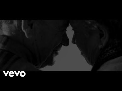 Luísa Sobral - Dois Namorados