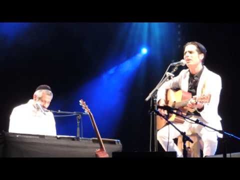 לילה כיום יאיר