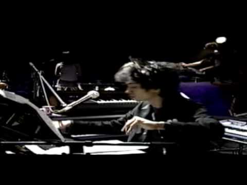 Kahimi Karie - Alcohol (Live)