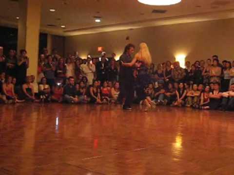 Pablo Inza y Eugenia Parrilla perform at Chicago Tango Week 2009