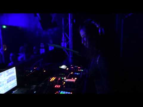 #03 Miss You  Zohra Lalmi The Techno Strike Back / Star Wars