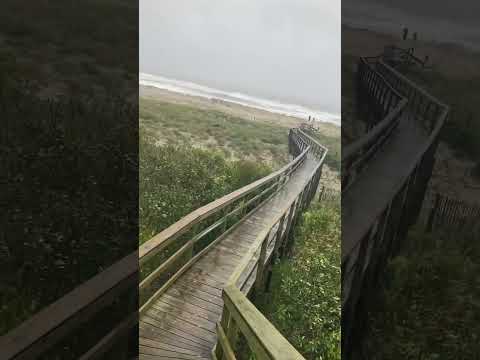 Some more footage of Hurricane Ian as it grinds through NE Florida. #hurricaneian