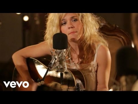 The Band Perry - Independence (Live From Oceanway Studios, Nashville 2010)