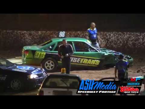 Production Sedans: Round 03 Heats - 2017/18 National Title - Maryborough Speedway - 14.04.18