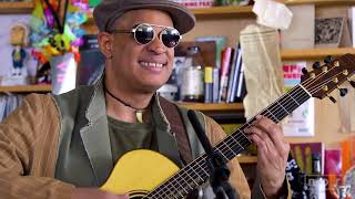 NPR Tiny Desk Raul Midón "Gotta Gotta Give"