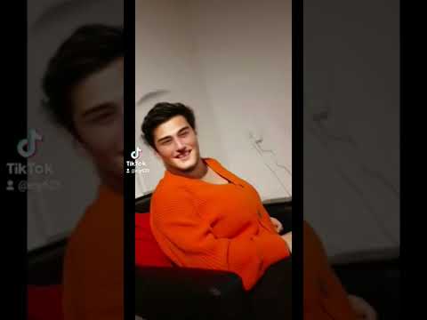 One big family off handsome BOYS🤌🏻👨🏻🤣 #tiktok #handsome #funny #viral #fyp #fy #boys #longtimenosee