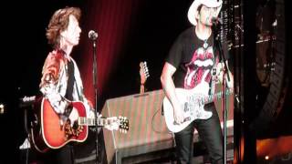 Rolling Stones 6-17-2015 MVI 4615 Dead Flowers with Brad Paisley