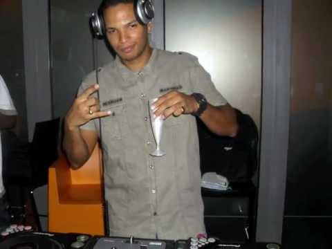 DJ ERKA - DANCEHALL MIX 2011VARIOUS ARTISTS AND RIDDIMS