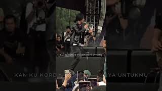 Download lagu ST12 - Aku Masih Sayang | Pestapora 2025 mp3