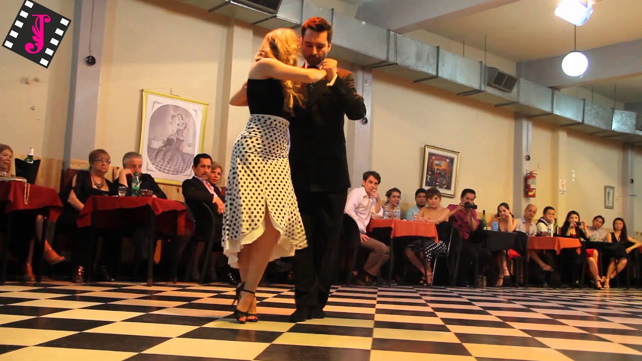 Video thumbnail for Javier Rodriguez y Noelia Barsi en el Sin Rumbo 04/04