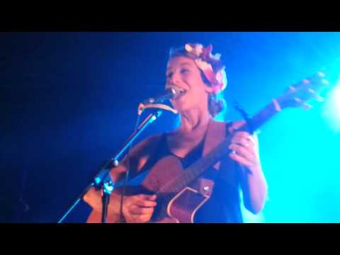 Emilie Gassin Trianon Paris 28 novembre 2014 Like a Punch