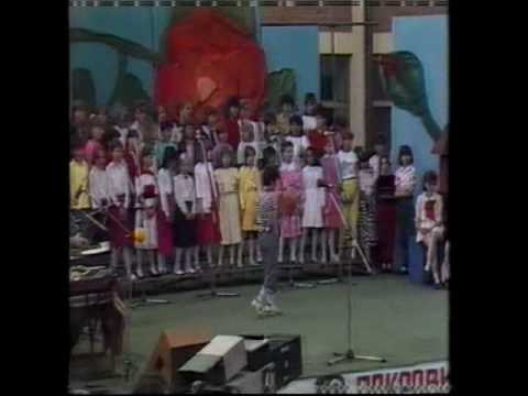 Cervene Pupce persa casc